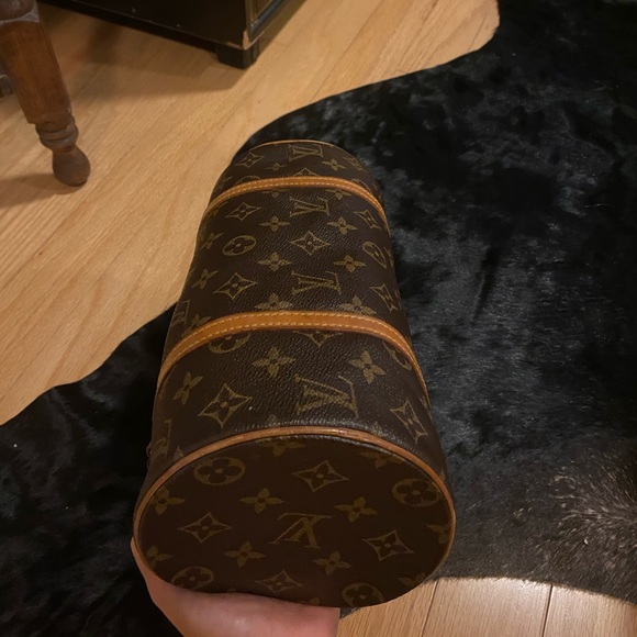 Louis Vuitton Papillon Bag - Picture 3 of 4